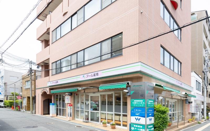 ホワイトエッセンス　生駒の写真