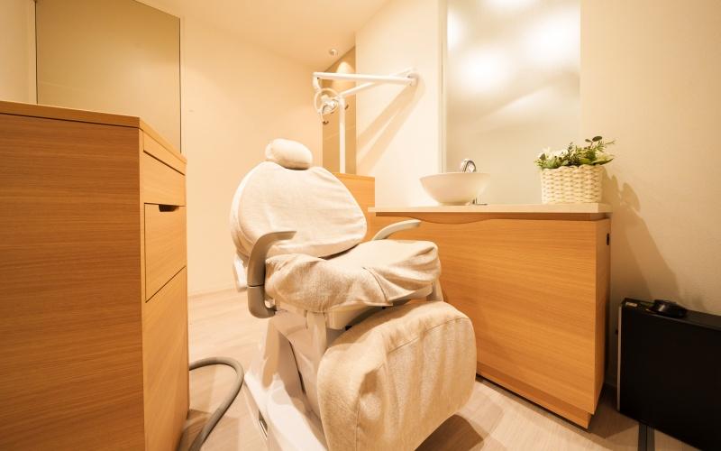 ホワイトエッセンス　新宿駅の写真