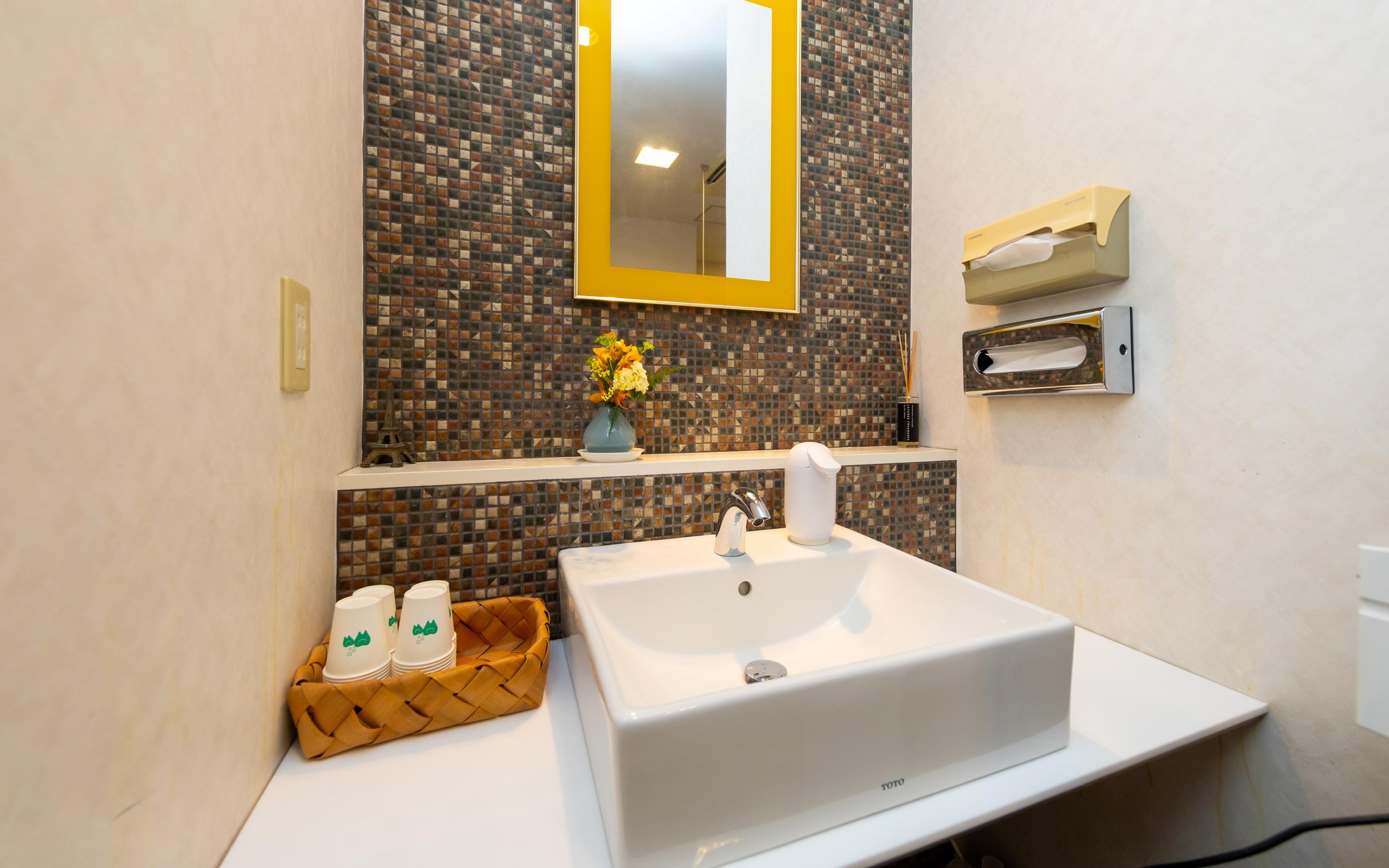 ホワイトエッセンス 円山公園の写真