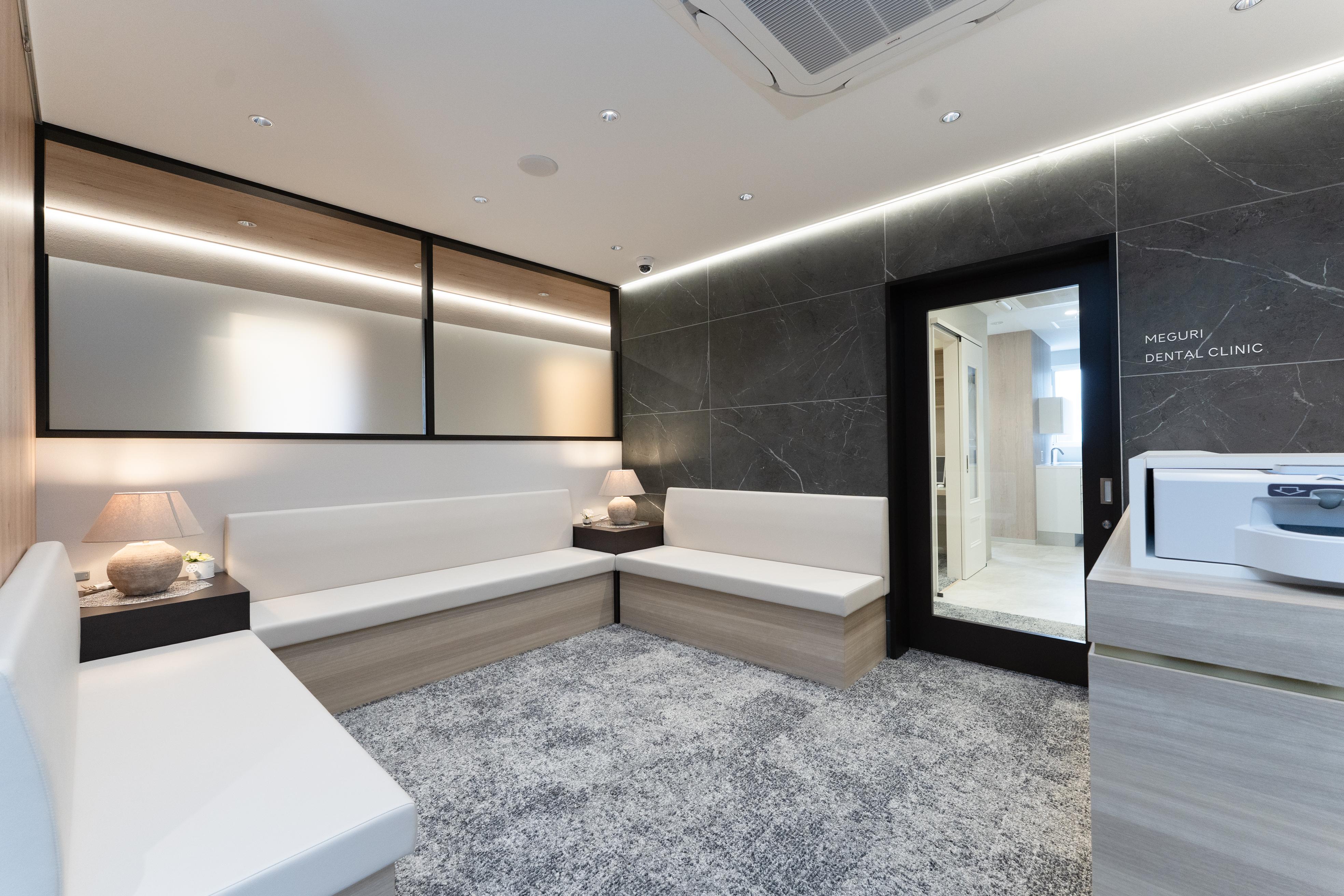 ホワイトエッセンス 女池の写真