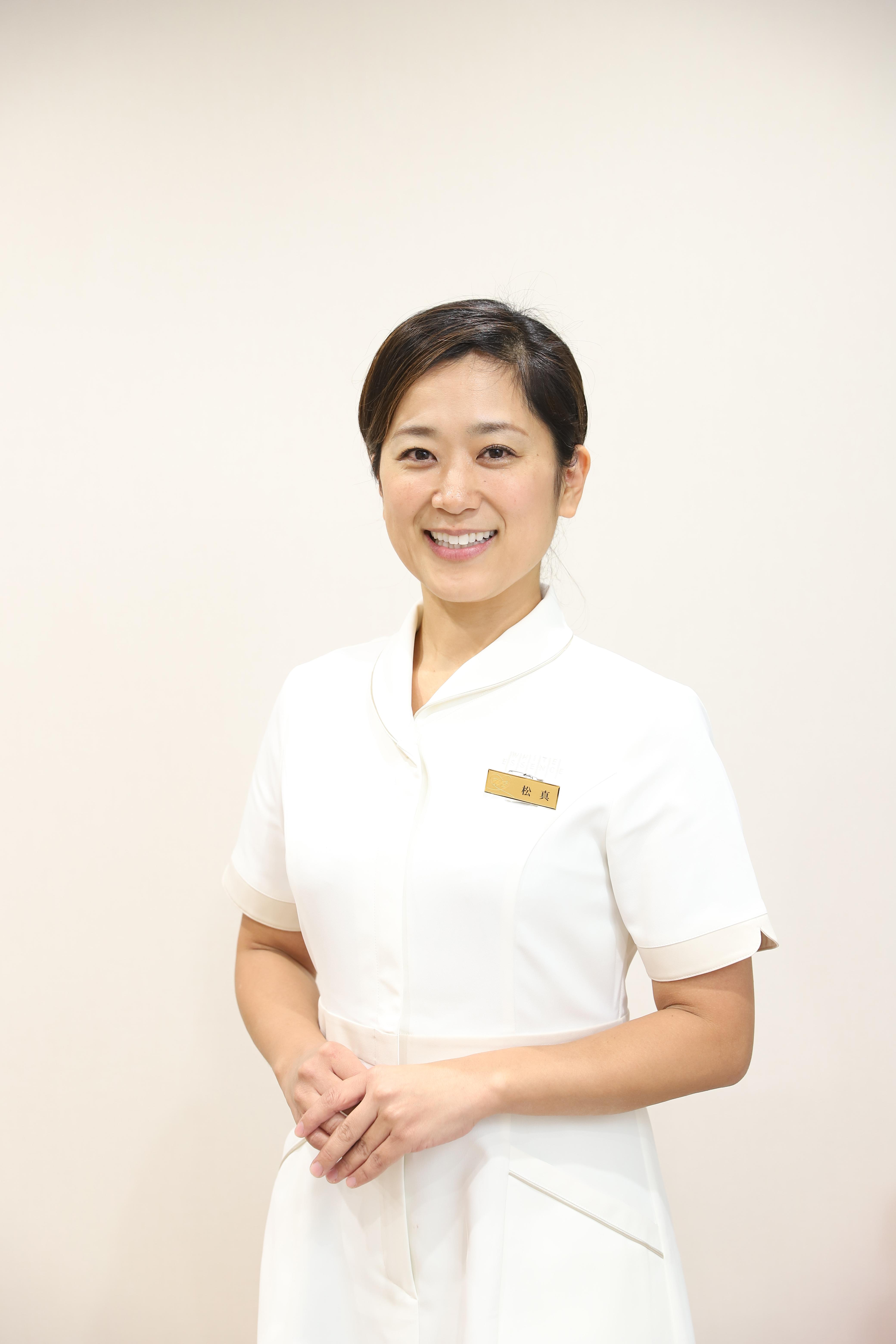 松真　由佳の写真