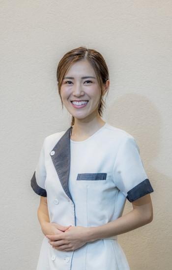 安田　佳恵の写真