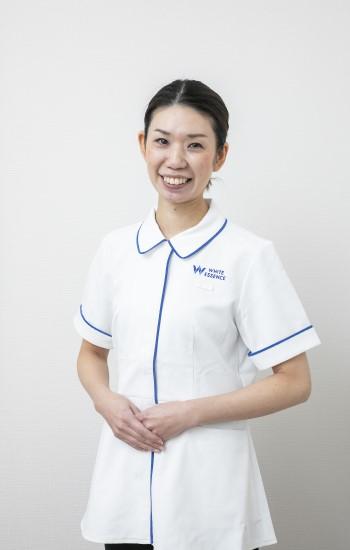 栗須　亜砂子	の写真