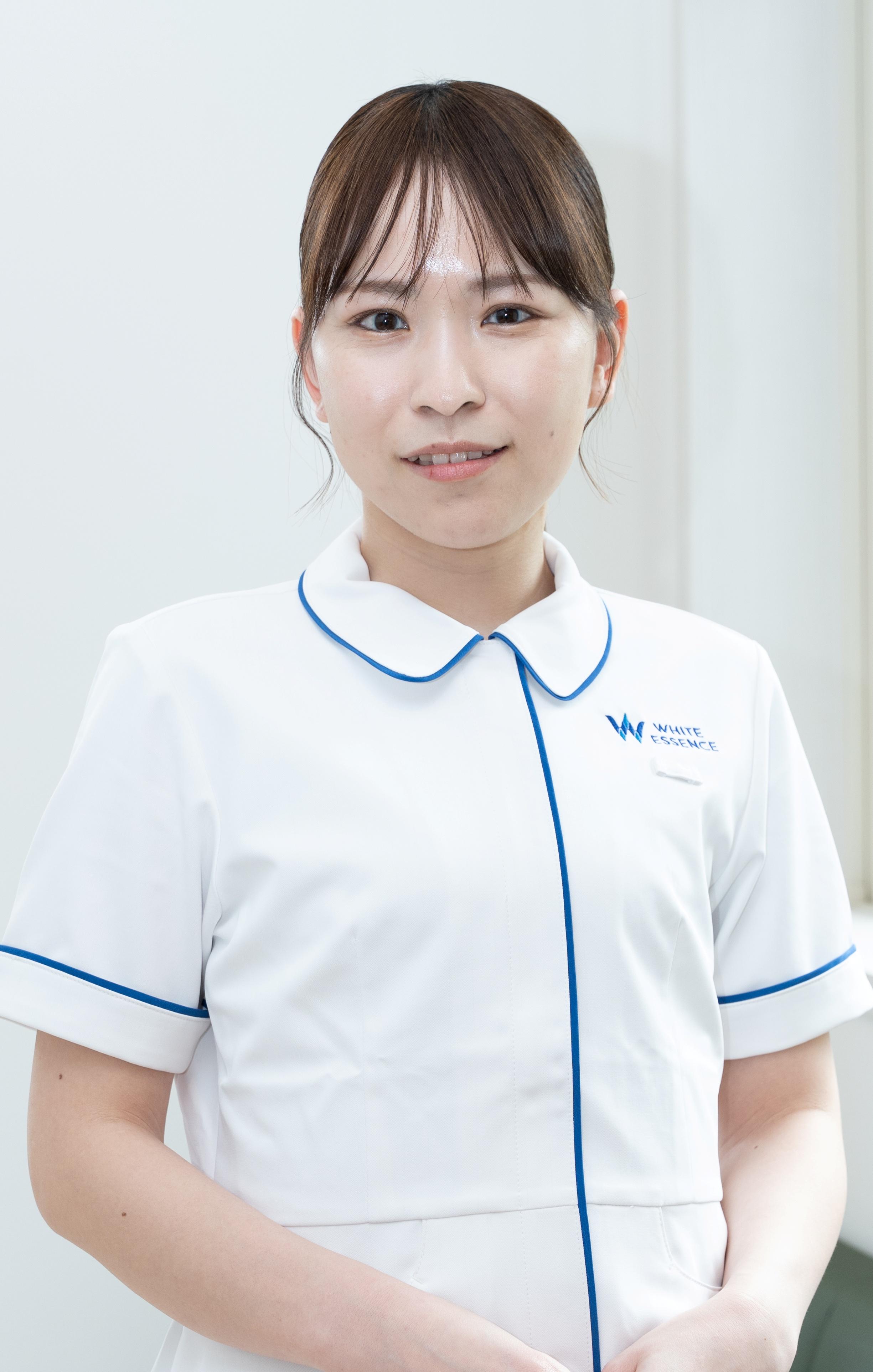 小林　由佳	の写真