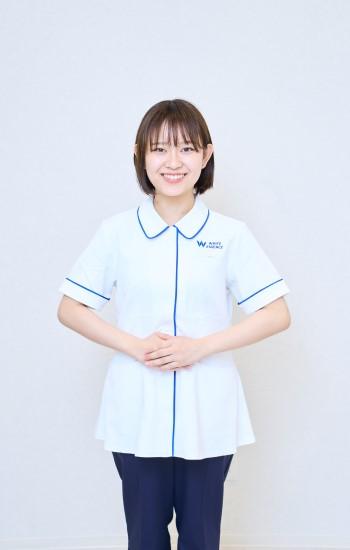 足立	　七菜	の写真