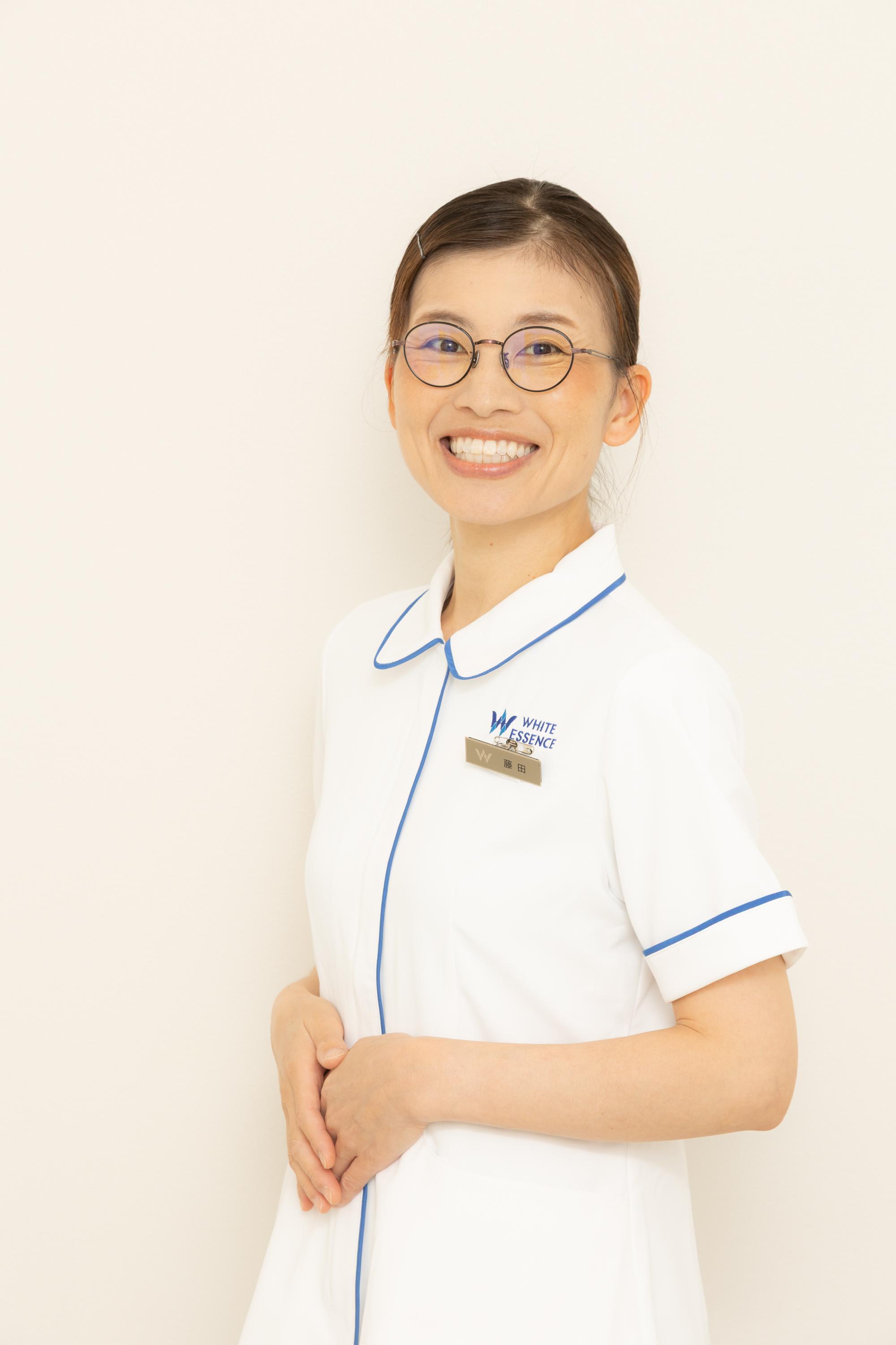 藤田　圭子の写真