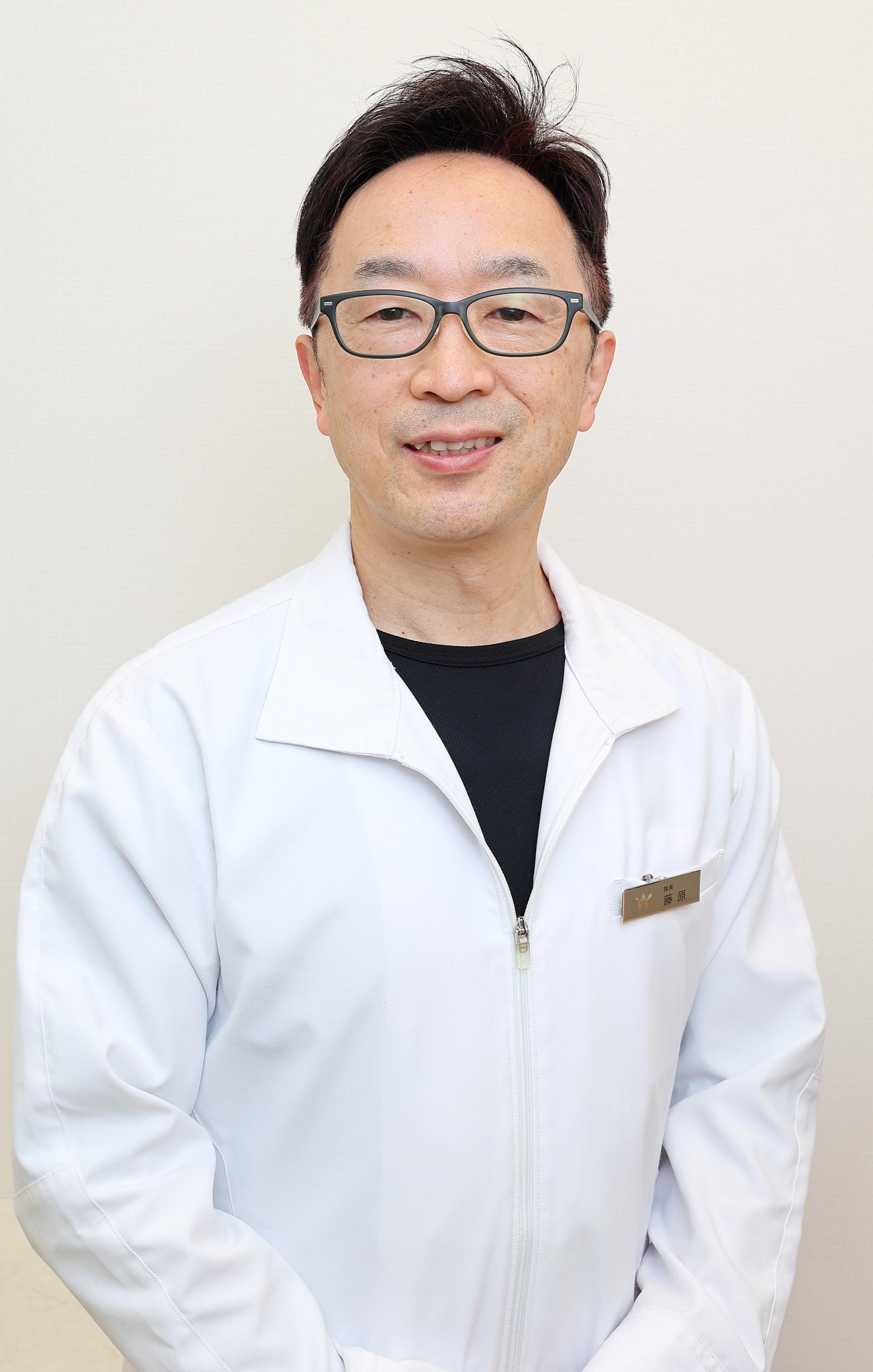 藤原　均(歯科医師)の写真