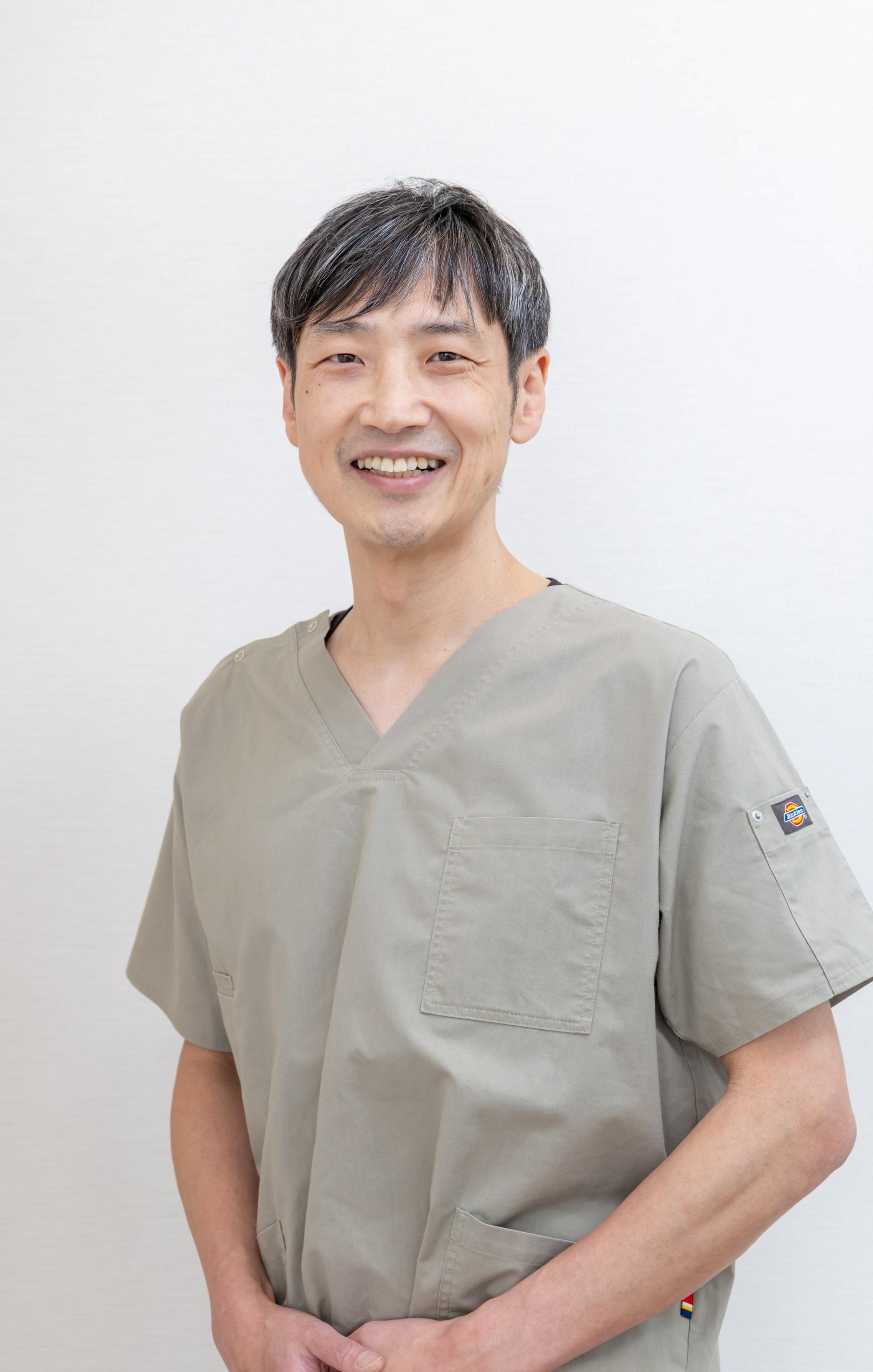 高島　宏成(歯科医師)の写真
